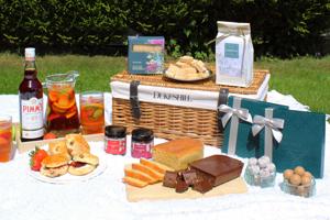 Wimbledon Afternoon Tea Hamper with Free Pimms