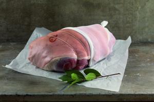 Whole Boneless Wiltshire Ham (Uncooked%2 