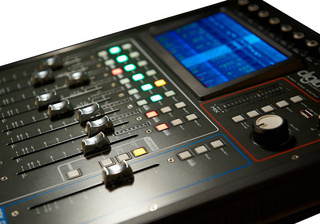 DigiLive StudioMaster 16 Channel 8 Output Digital Mixer