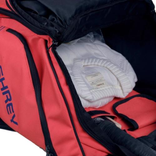 Shrey Legacy Duffle Wheelie 80 Cricket%2 
