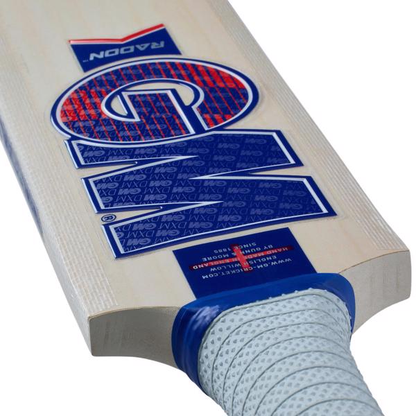 Gunn & Moore RADON Cricket Bat JUNIO 