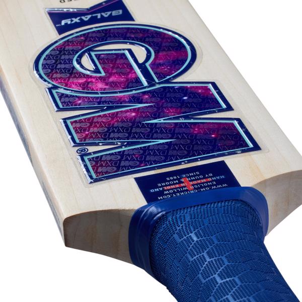 Gunn & Moore GALAXY 909 Cricket Bat 