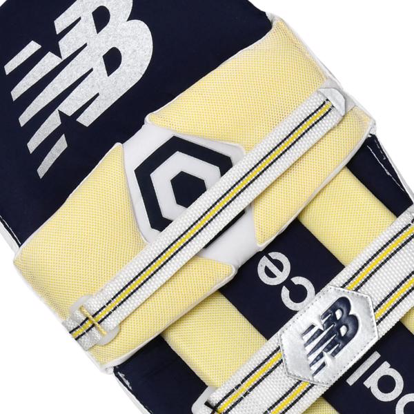 New Balance BURN 600 Batting Pads JUNI 