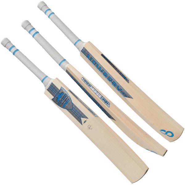 Newbery Infinity First Cricket Bat JUNIOR CRICKET BATS
