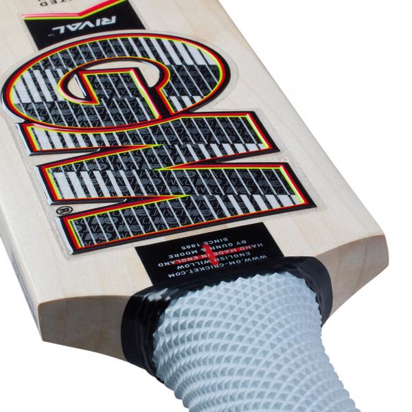Gunn & Moore RIVAL 606 Cricket Bat%2 