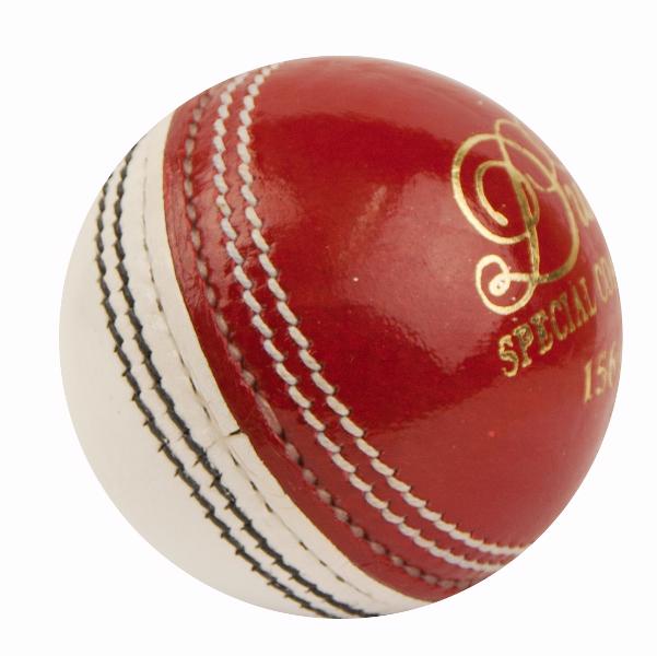 Dukes Leather Coaching 'A' Cricket Ball RED/WHITE
