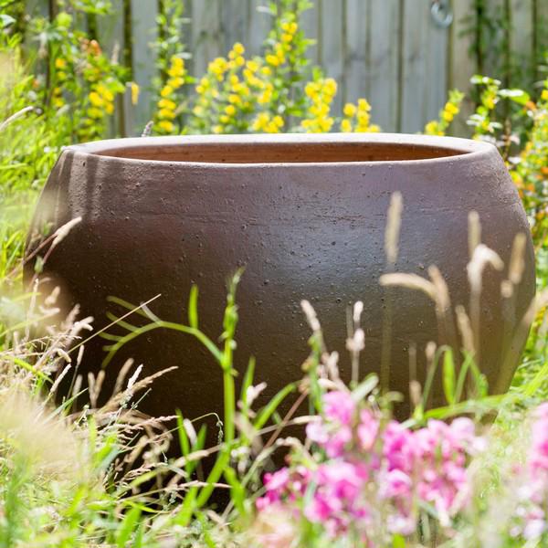 Ironstone - Cueta Round Pot Planter