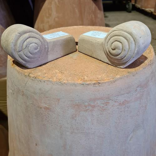 Terracini - Antique Swirl Medium Pot Feet - Terracotta - 50W x 70H x 120L mm
