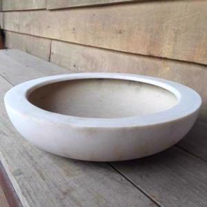 Polystone Contemporary Dish - Marble White 540 Ø x 130 (H)mm